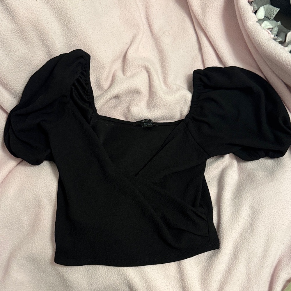 Forever 21 Black Puff Sleeve Crop Top